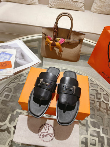 Hermes Sandals black