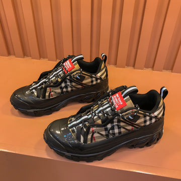 Burberry Shoe Black