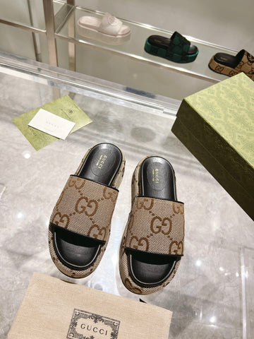 Gucci sandals women