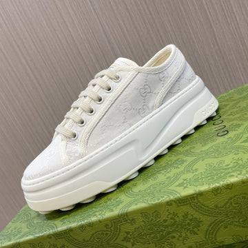 Gucci Shoe low white