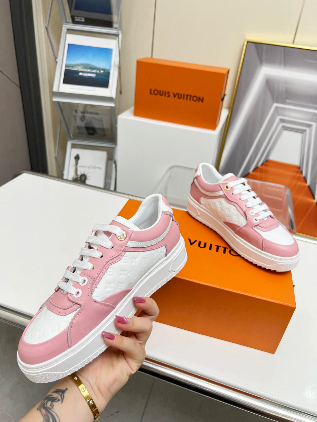 LV Shoe women