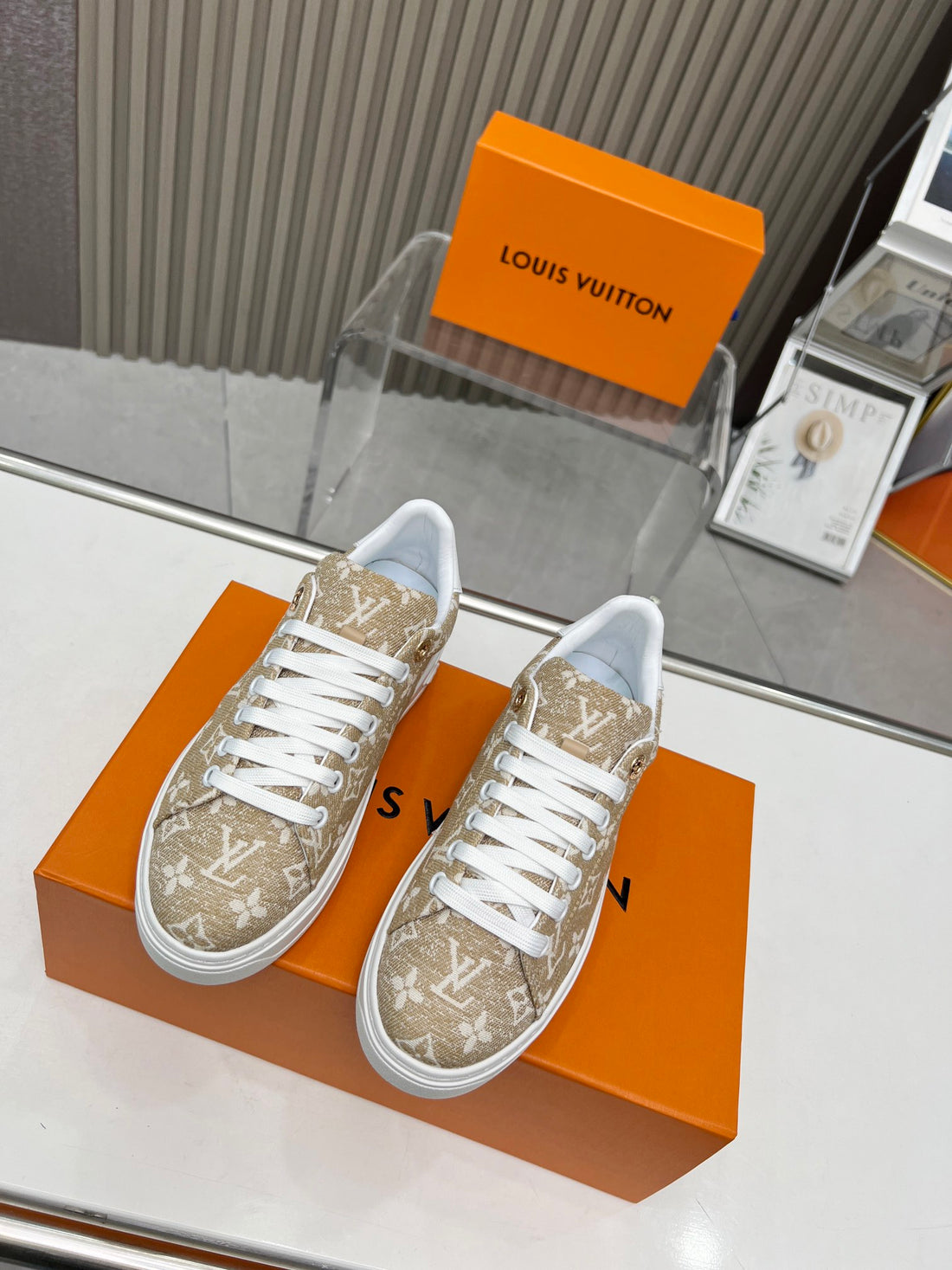 LV Shoe women
