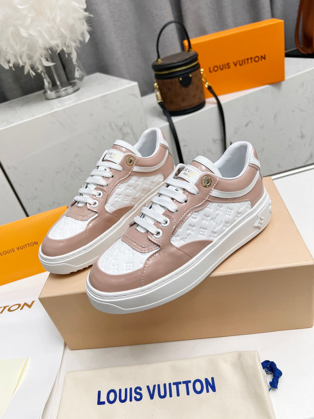 LV Shoe women