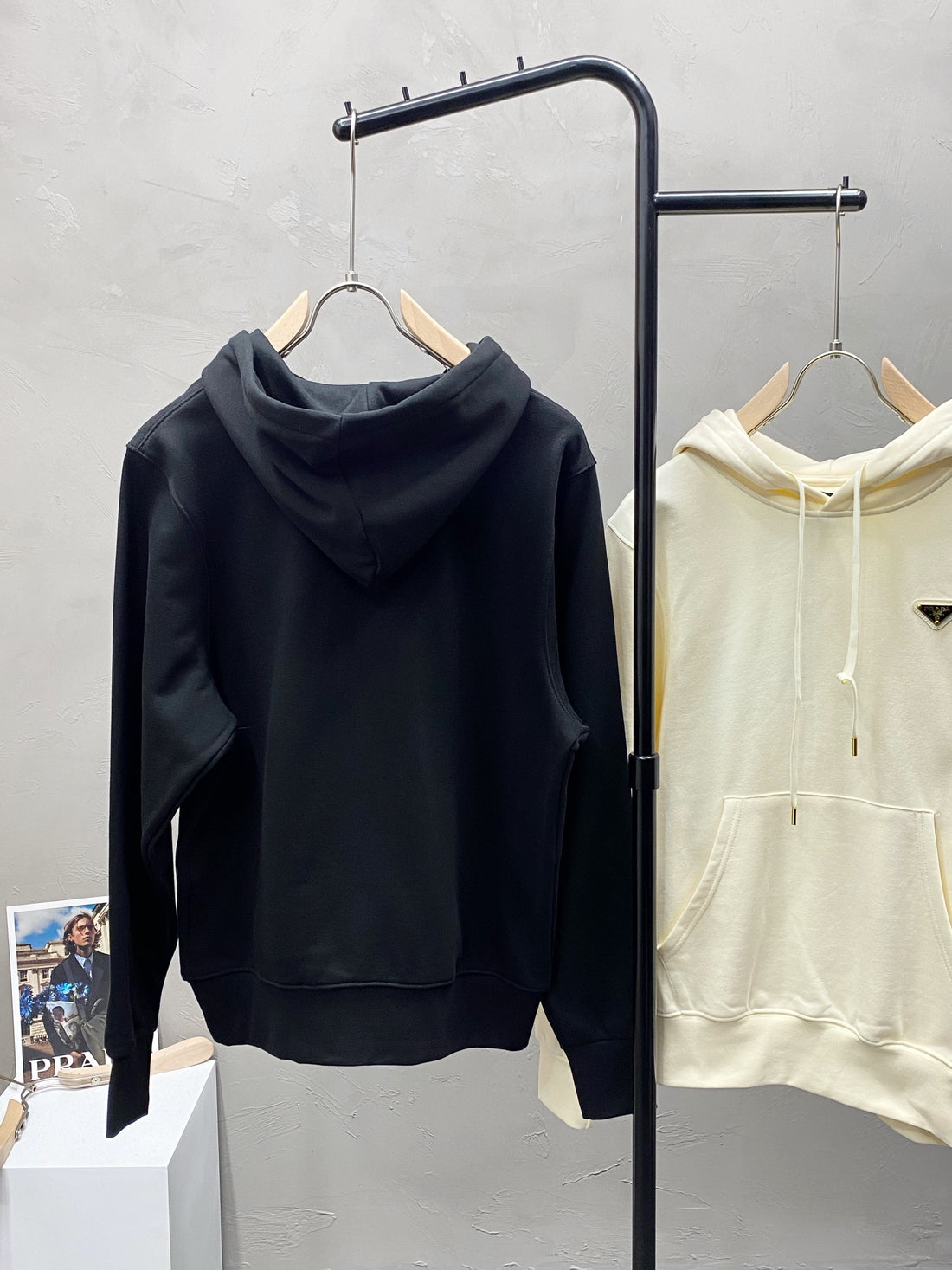 Prada Pullover Beige/Black