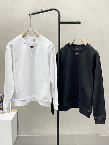 Prada Pullovers Black/White