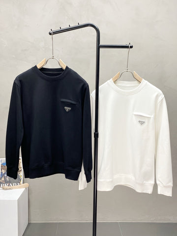 Prada Pullovers Black/White