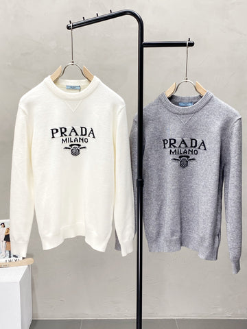 Prada Pullovers Black/White