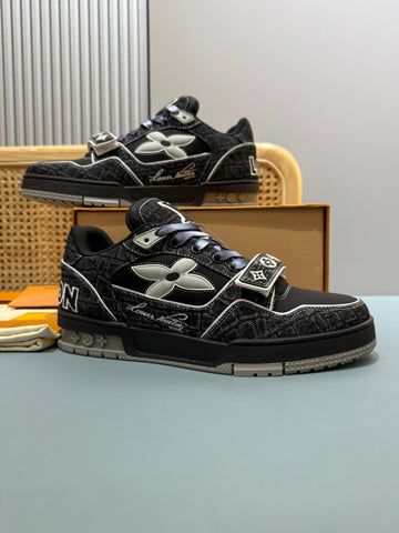 Louis Vuitton Shoe Black