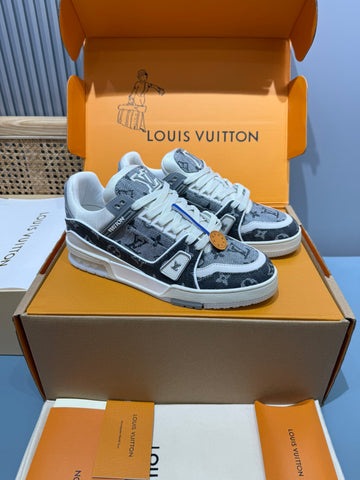 Louis Vuitton Shoe Black
