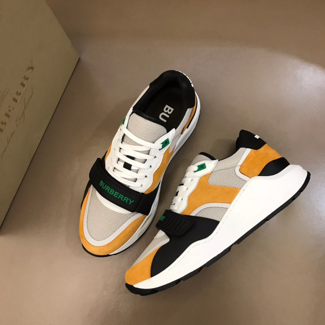 Burberry Shoe Black&Yellow
