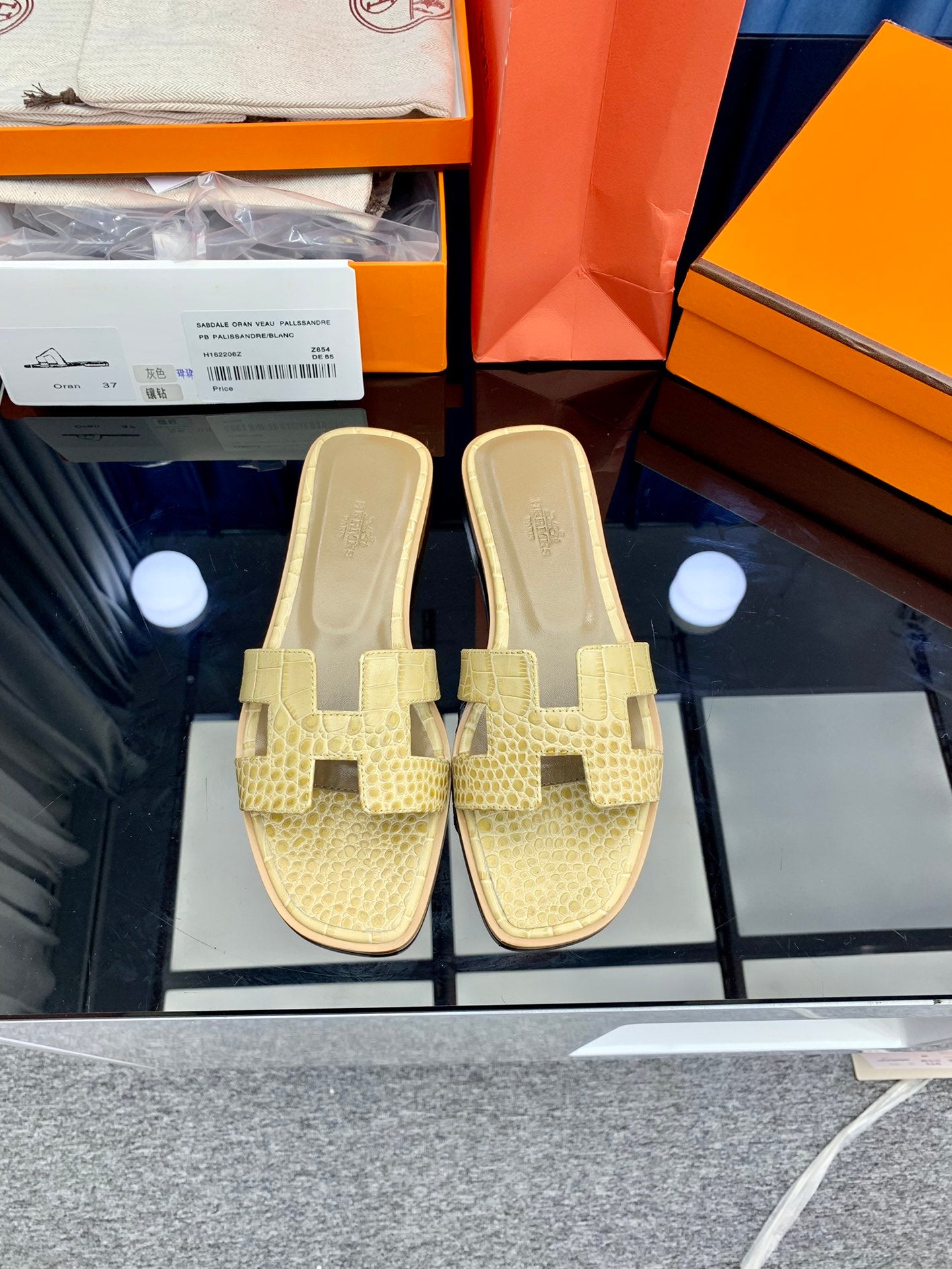 Hermes women sandals