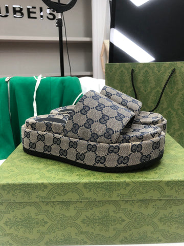 Gucci sandals women