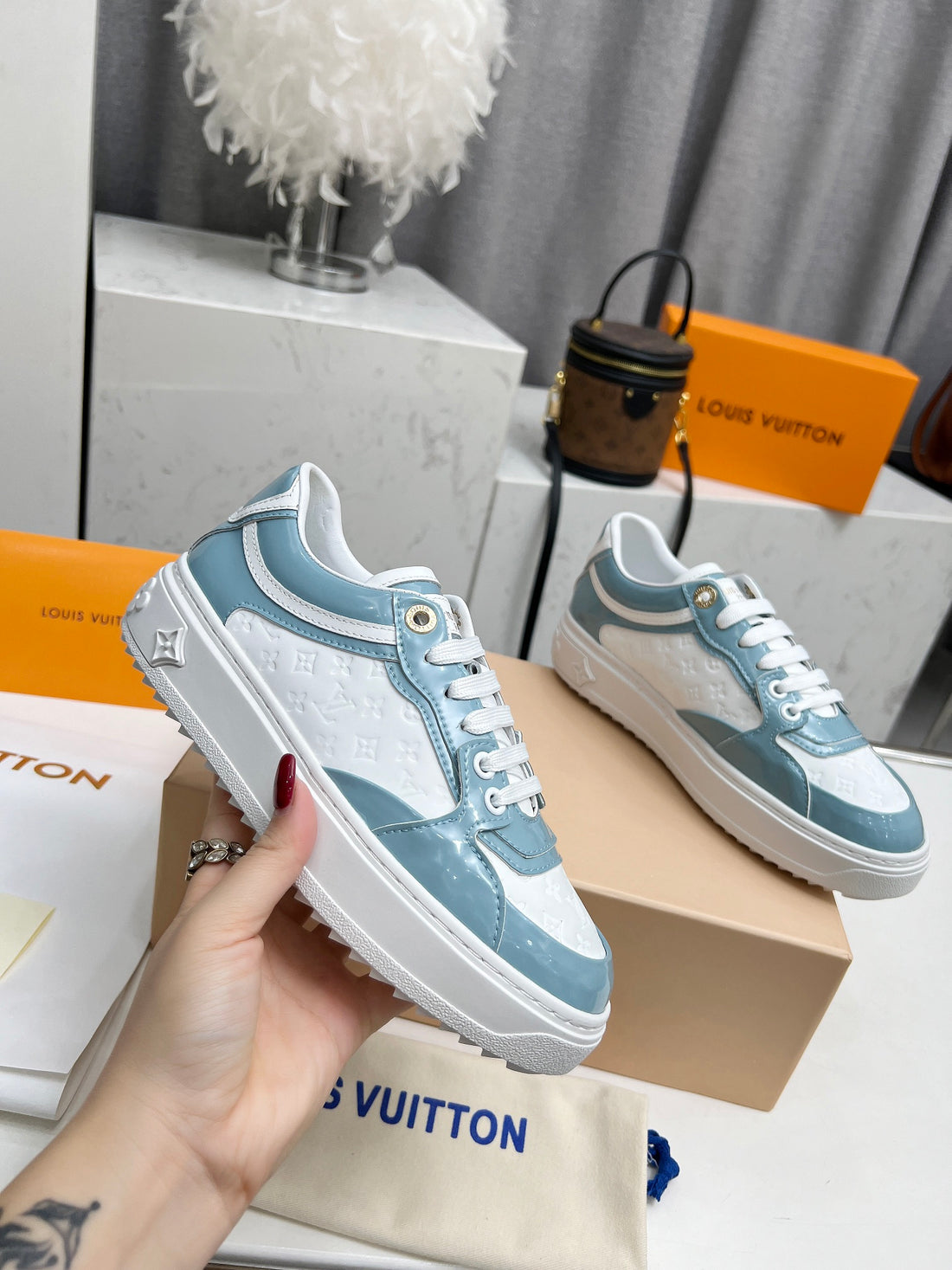 LV Shoe women