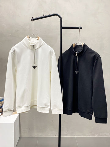Prada Pullovers Black/White
