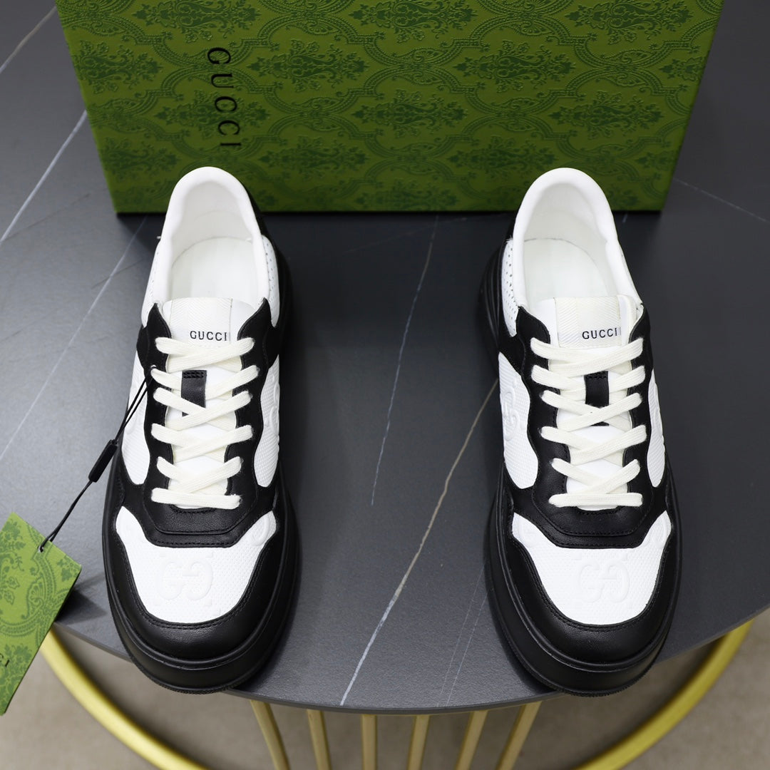 Gucci Shoe Black and White