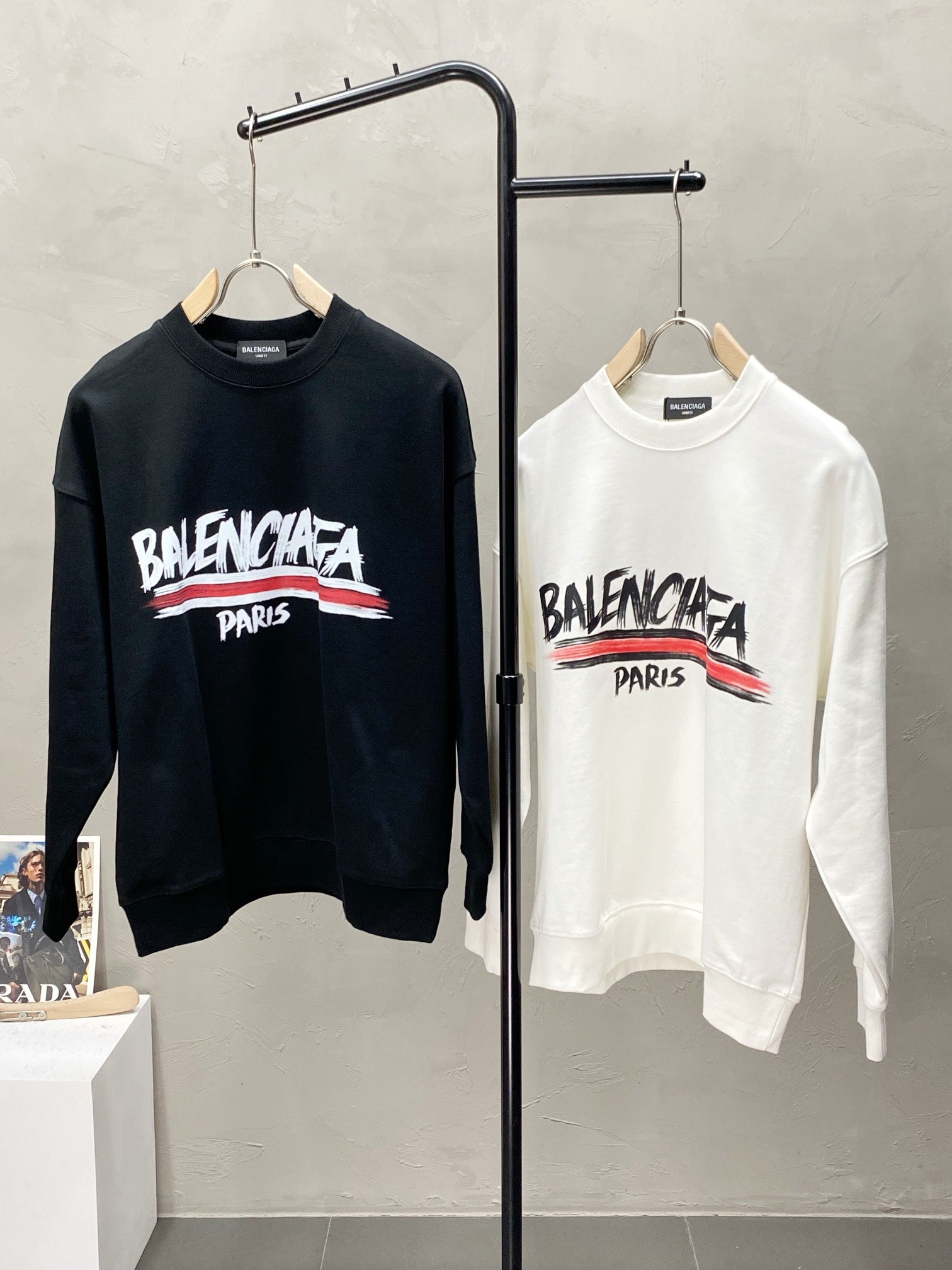 Balenciaga Pullovers Black/White