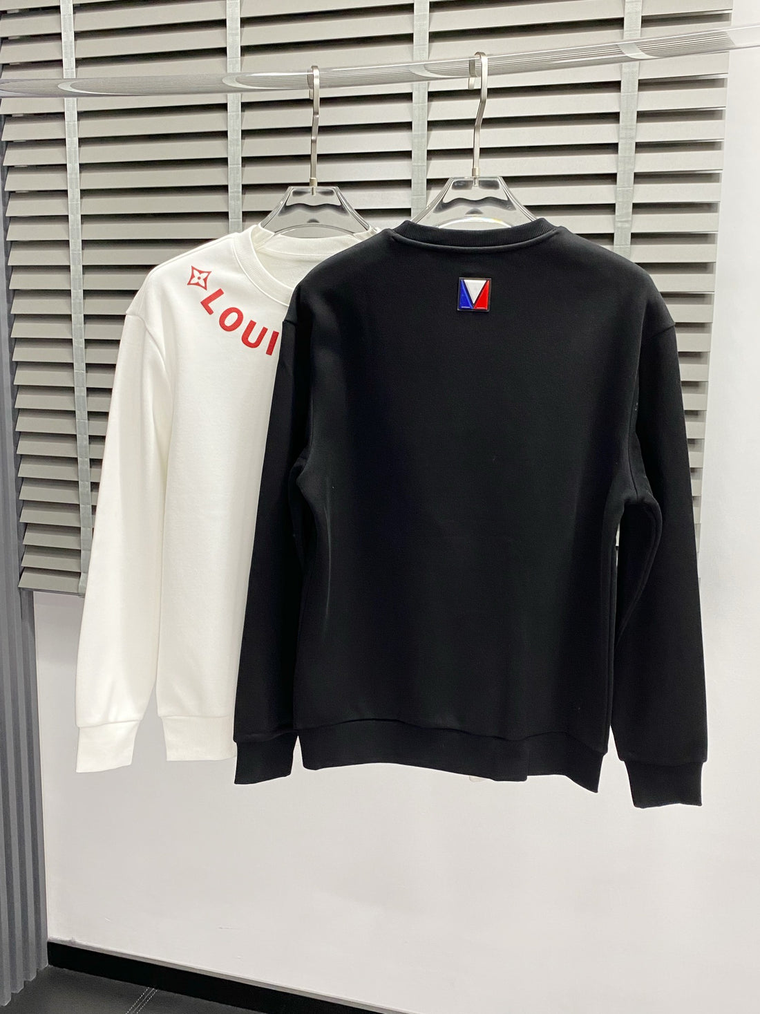 Louis Vuitton Pullovers Black/White