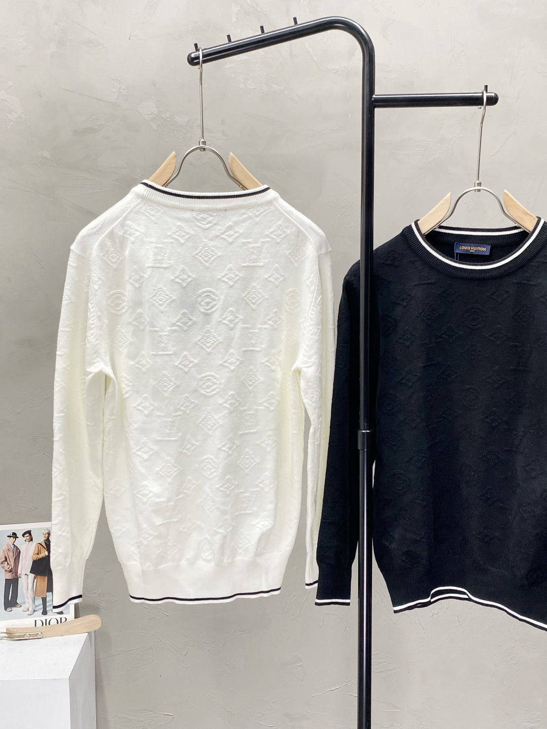 Louis Vuitton Pullovers Black/White