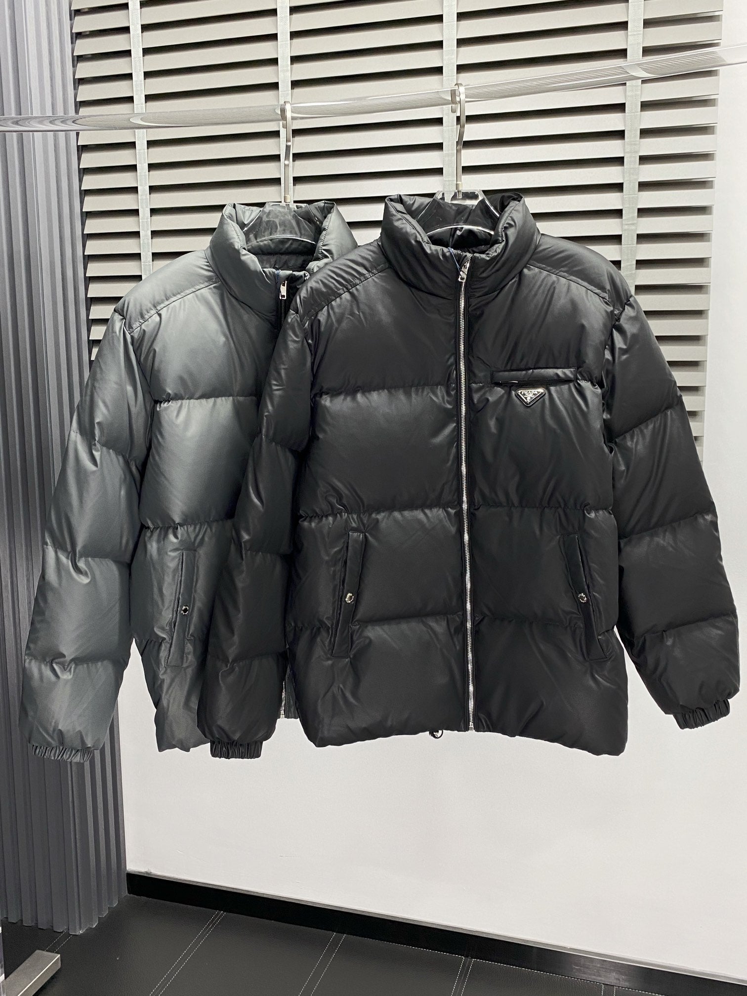 Prada Puffer Jackets Black/Grey
