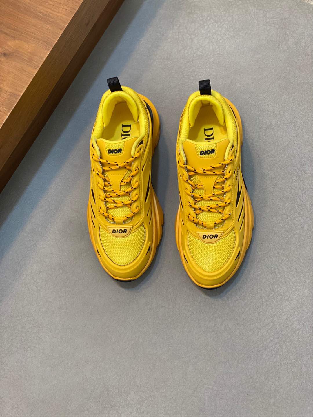 Dior Shoe yellow