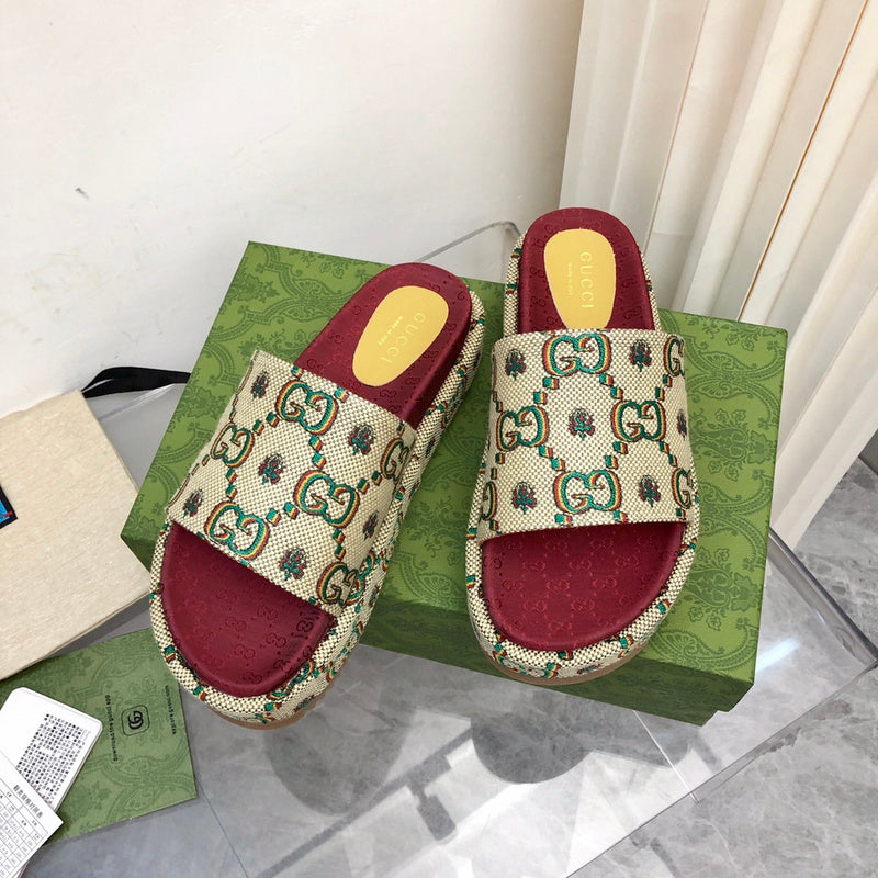Gucci Women Sandals