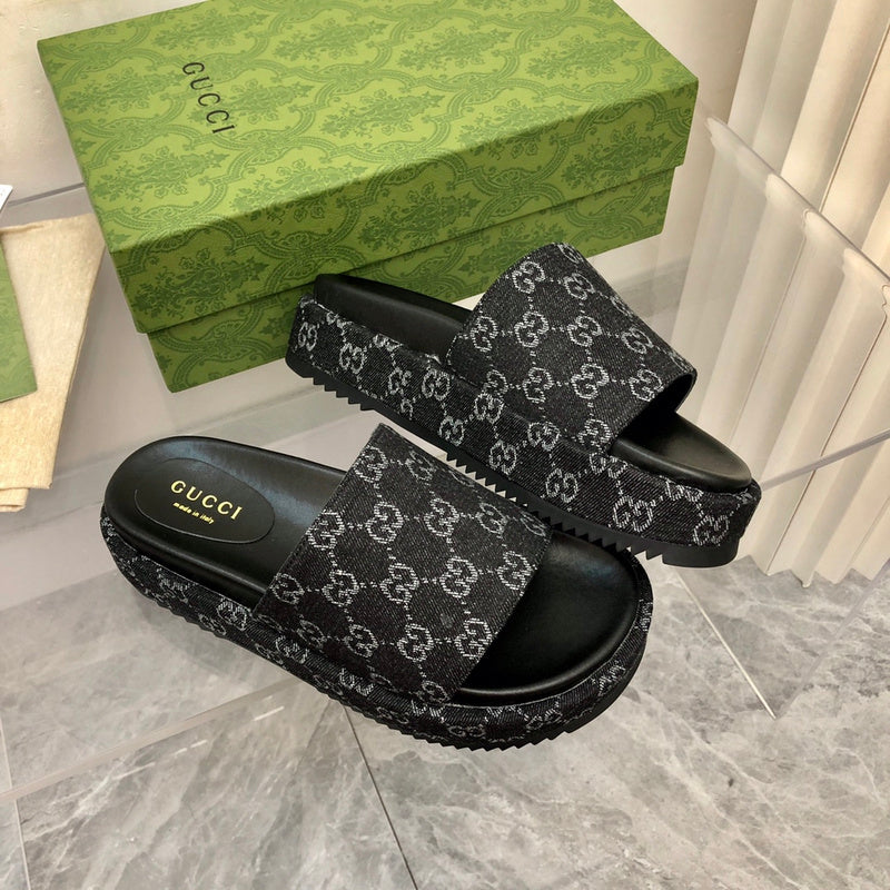 Gucci Sandals Black